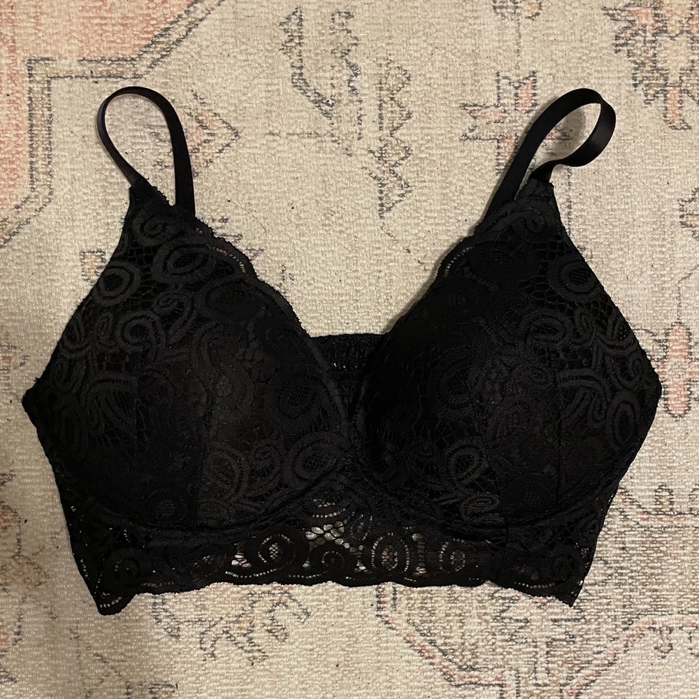 Victoria’s Secret Pink Black Wireless Push Up Bra